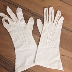 Embroidered Vintage Gloves